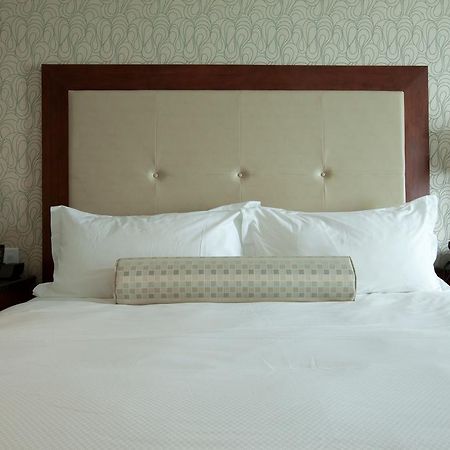 Town & Country Inn And Suites Charleston Extérieur photo